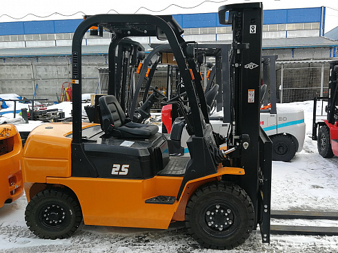 Автопогрузчик HC CPQD25N-RW21 г/п 2500 кг Nissan
