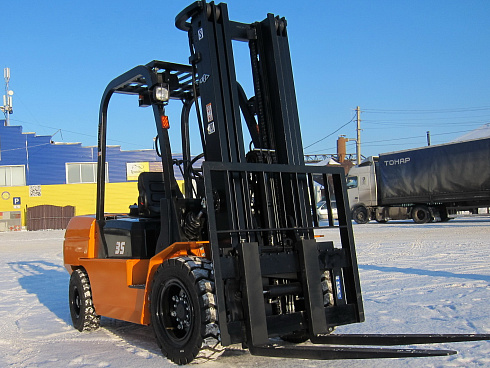 Автопогрузчик HC CPCD35N-RW13 г/п 3500 кг Isuzu