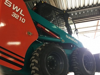 Минипогрузчик Sunward SWL3210
