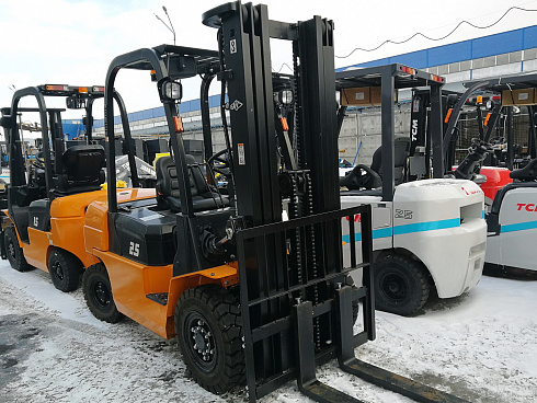 Автопогрузчик HC CPQD25N-RW21 г/п 2500 кг Nissan