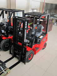 Автопогрузчик HC CPCD15-XRW32F Yanmar г/п 1500 кг