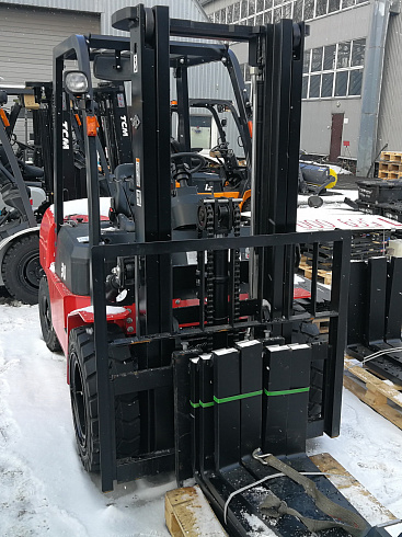 Автопогрузчик HC CPQD30N-RW22 г/п 3000 кг Nissan