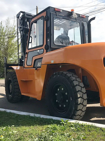 Автопогрузчик HC CPCD80-RW28 г/п 8000 кг 