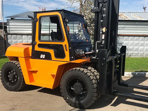 Автопогрузчик HC CPCD80-RW14 г/п 8000 кг Isuzu 6BG1