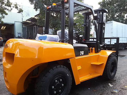 Автопогрузчик HC CPCD70-RG41 г/п 7000 кг